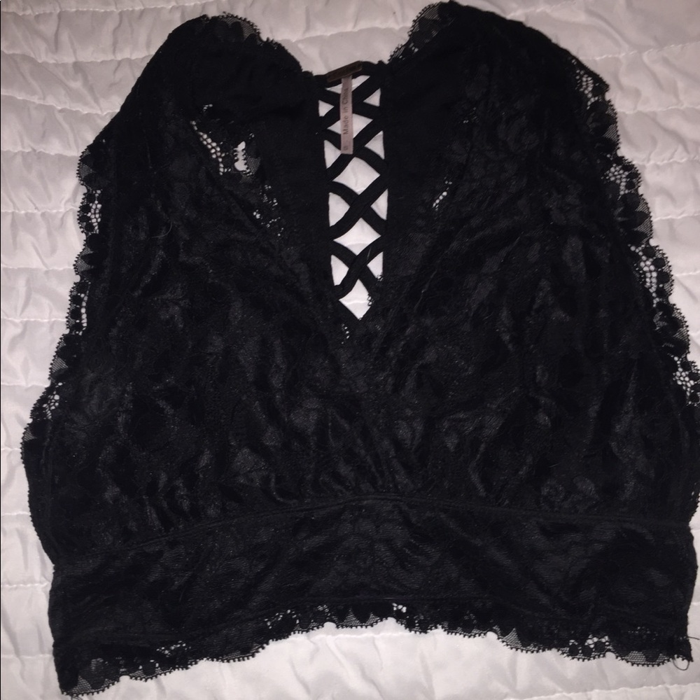 💕SOLD💕Lace crop top / Bralette